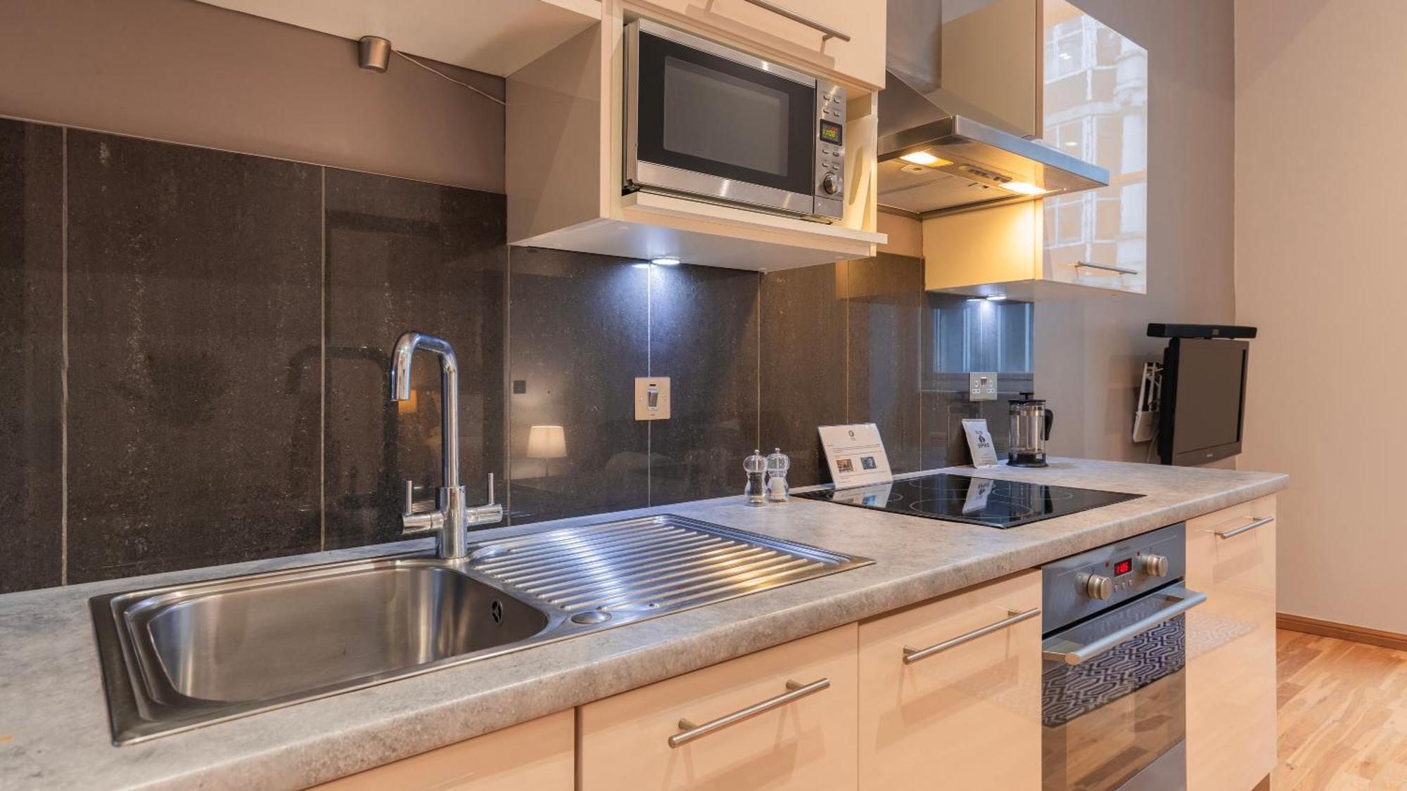 Cannon Street Serviced Apartments By Lovelystay London Exterior photo